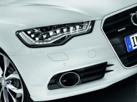 Audi A6 Avant 2012 photo