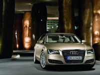 Audi A8 2010 photo