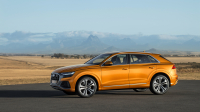 Audi Q8 photo