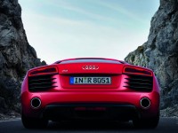 Audi R8 2012 photo