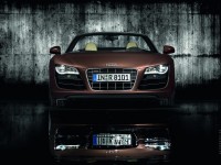 Audi R8 Spyder photo