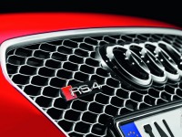 Audi RS4 Avant 2013 photo