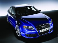 Audi RS4 photo