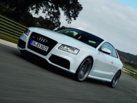 Audi RS5 2009 photo