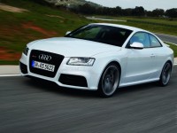 Audi RS5 2009 photo