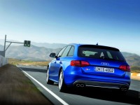Audi S4 Avant photo