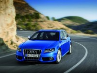 Audi S4 Avant photo