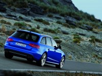 Audi S4 Avant photo