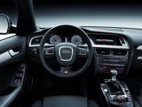 Audi S4 Avant photo