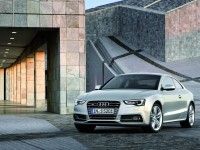 Audi S5 2012 photo