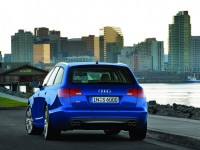 Audi S6 Avant photo