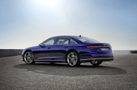 Audi S8 photo