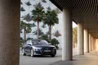 Audi S8 photo