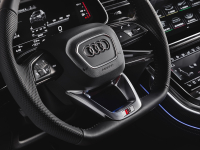Audi SQ8 photo