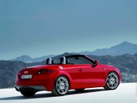 Audi TT Roadster photo