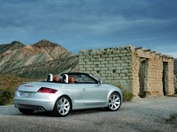Audi TT Roadster photo