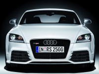 Audi TT RS photo