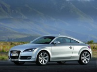 Audi TT photo