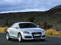 Audi TT photo