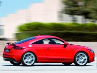 Audi TT photo