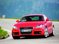 Audi TT photo