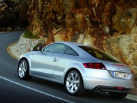 Audi TT photo