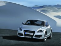 Audi TT photo
